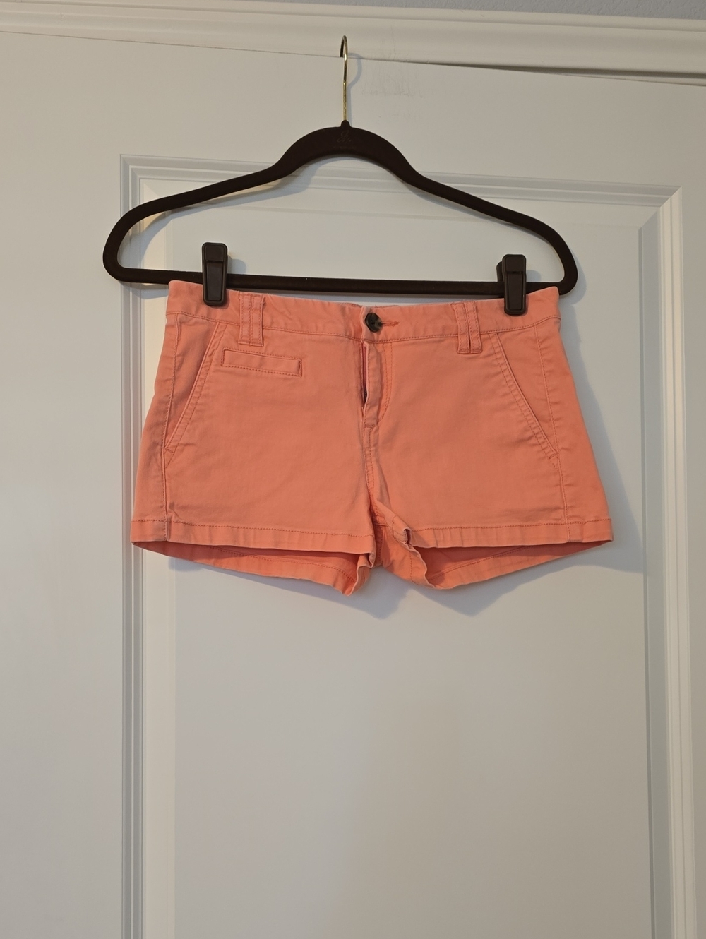 Express Coral Peach Denim-Look Short Shorts Size 00